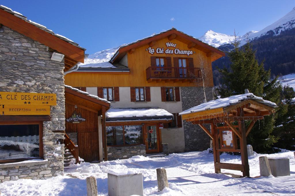 La Cle Des Champs Hotell Lanslebourg-Mont-Cenis Exteriör bild