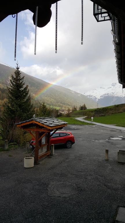 La Cle Des Champs Hotell Lanslebourg-Mont-Cenis Exteriör bild